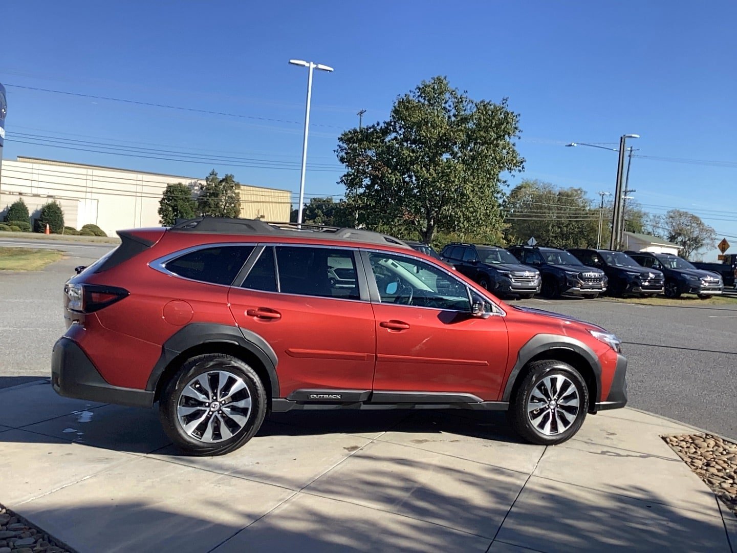 Certified 2024 Subaru Outback Limited AWD/4WD image 3