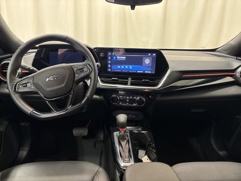 Used 2024 Chevrolet Trax RS w/ Driver Confidence Package FWD image 21