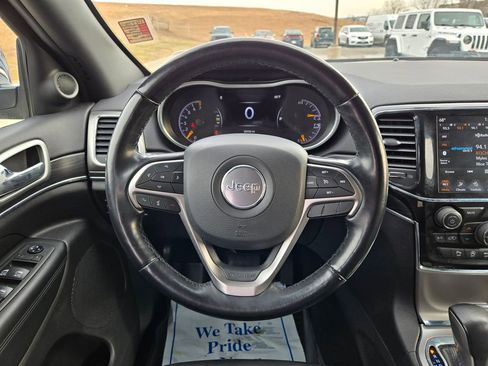 Used 2020 Jeep Grand Cherokee Limited w/ Trailer Tow Group IV image 19