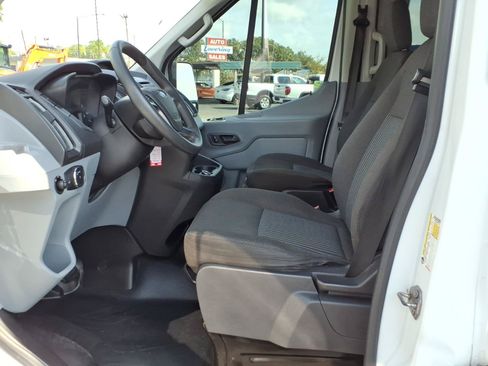 Used 2018 Ford Transit 350 XL RWD image 21