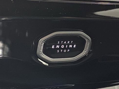 New 2026 Jeep Grand Cherokee Altitude AWD/4WD image 29