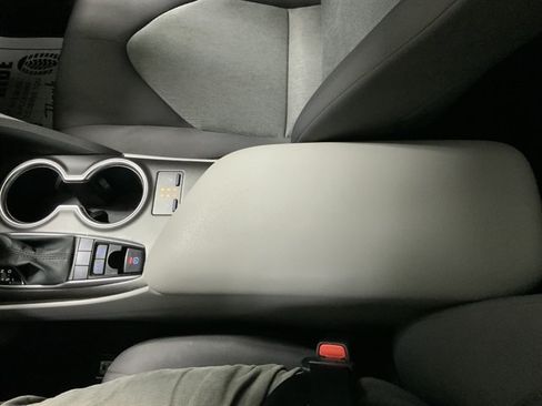 Used 2022 Toyota Camry LE w/ Cold Weather Package FWD image 29
