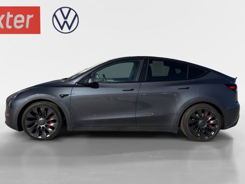 Used 2023 Tesla Model Y Performance image 12
