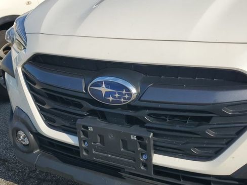 Used 2024 Subaru Outback AWD/4WD image 5
