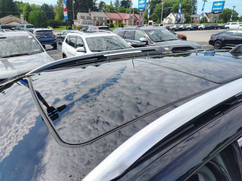 Used 2020 GMC Terrain SLT w/ Preferred Package FWD image 10