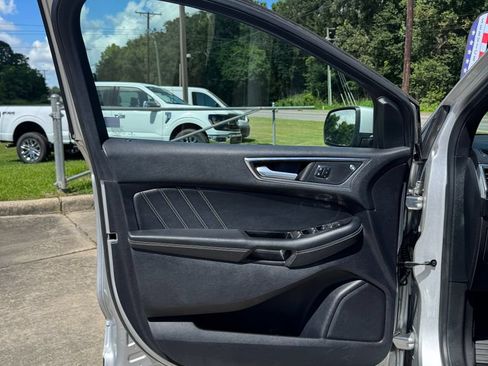 Used 2019 Ford Edge ST AWD/4WD image 7