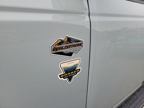 Used 2023 Ford Bronco Wildtrak image 25