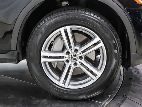 Used 2021 Mercedes-Benz GLC 300 image 9