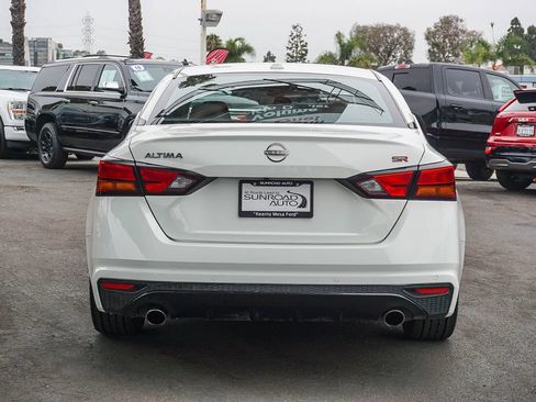 Used 2024 Nissan Altima 2.5 SR FWD image 6