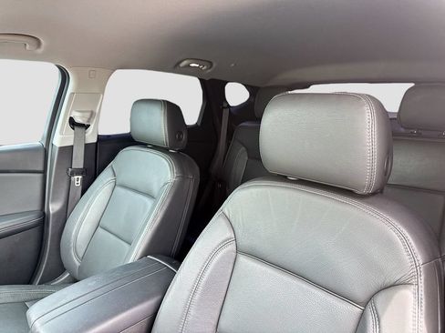 Used 2024 Chevrolet Blazer LT w/ LPO, Floor Liner Package FWD image 12