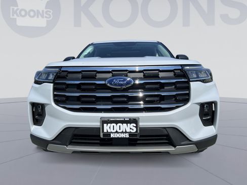 New 2026 Ford Explorer Active w/ Active Comfort Package AWD/4WD image 11