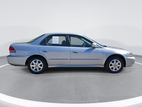 Used 2001 Honda Accord EX image 4