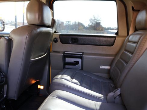 Used 2003 HUMMER H2 Base 4dr 4WD SUV w/ Preferred Equipment Group image 59