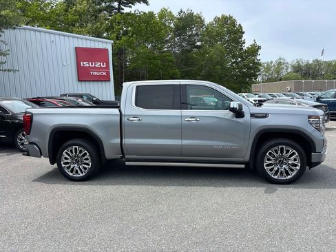 Used 2023 GMC Sierra 1500 Denali Ultimate AWD/4WD image 3