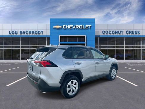 Used 2025 Toyota RAV4 LE image 8