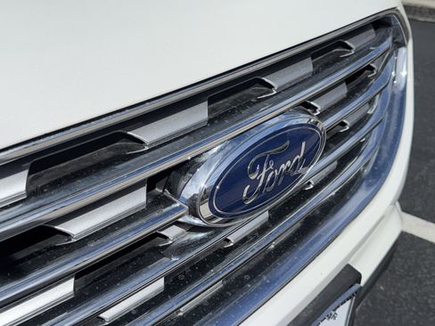 Used 2021 Ford Edge SEL w/ Convenience Package image 31