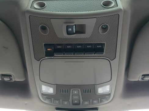 Used 2018 Ford F250 Lariat w/ Lariat Ultimate Package AWD/4WD image 5