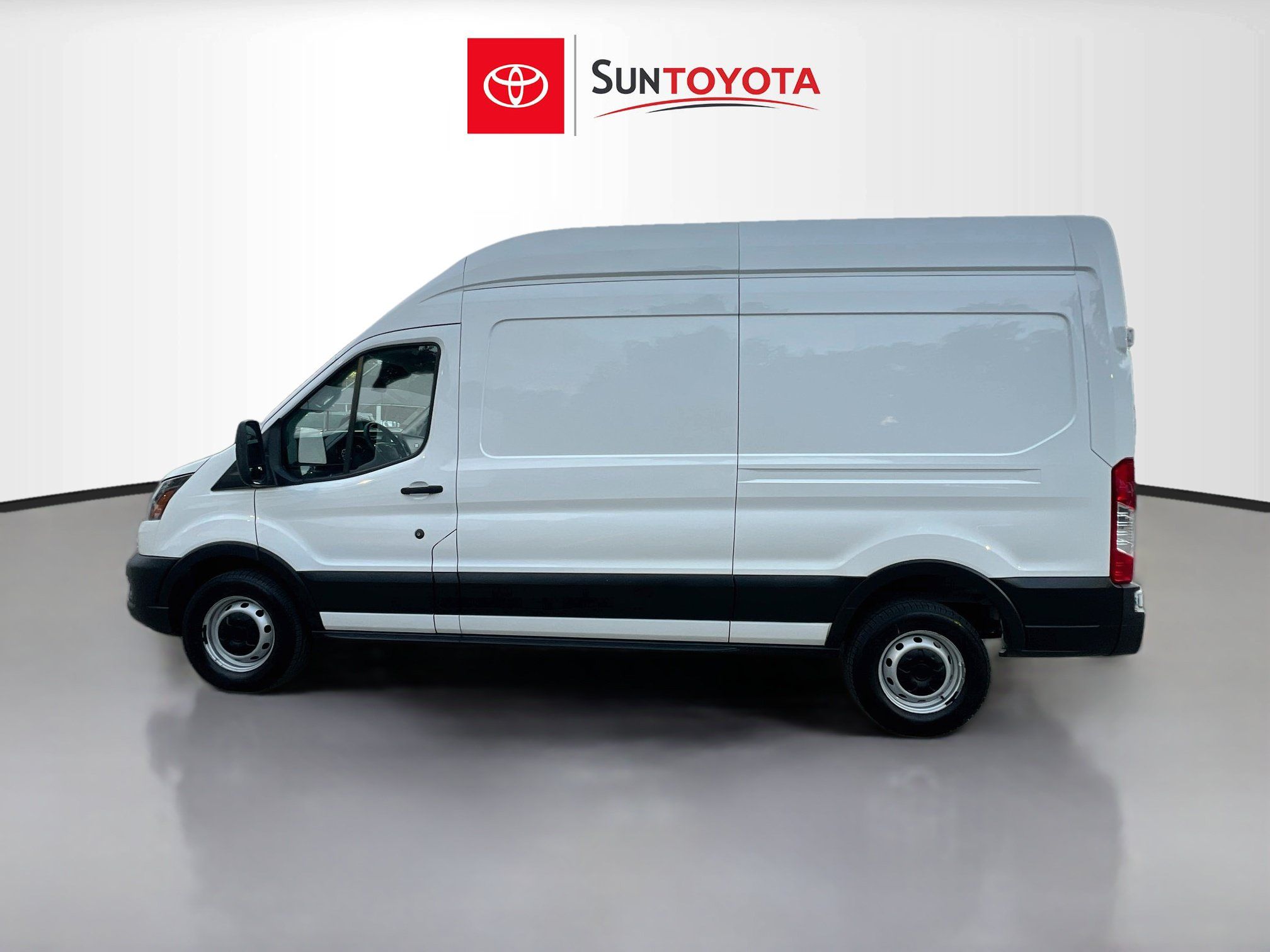 Used 2023 Ford Transit 250 148 High Roof w/ Load Area Protection Package RWD image 7