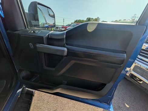 Used 2017 Ford F150 XLT w/ Equipment Group 302A Luxury AWD/4WD image 21