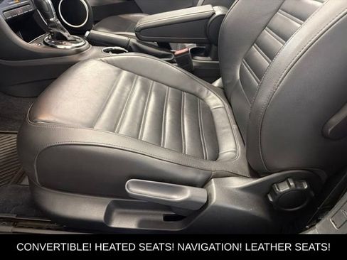 Used 2014 Volkswagen Beetle R-Line FWD image 11