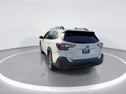 Used 2025 Subaru Outback Premium w/ Popular Package #1 image 7