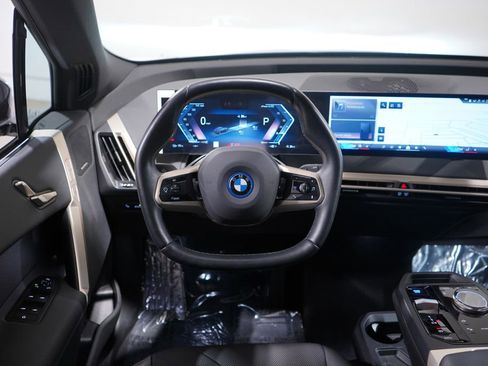 Used 2024 BMW iX xDrive50 image 11