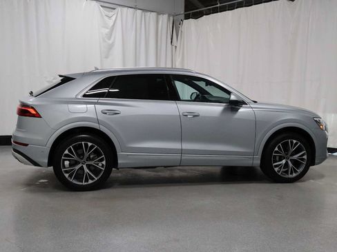 Used 2025 Audi Q8 Premium w/ Convenience Package AWD/4WD image 10