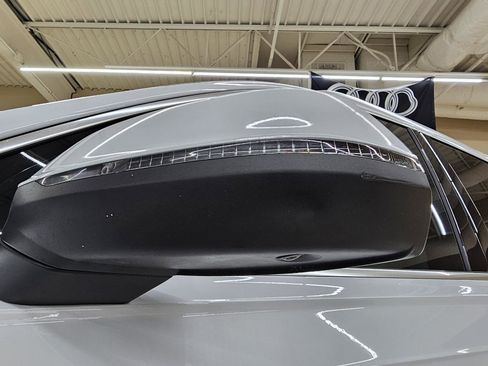 Used 2018 Audi Q7 3.0T Prestige w/ Prestige Package image 11