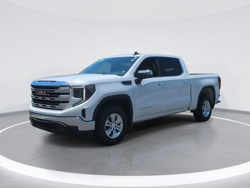 Used 2024 GMC Sierra 1500 SLE RWD image 1
