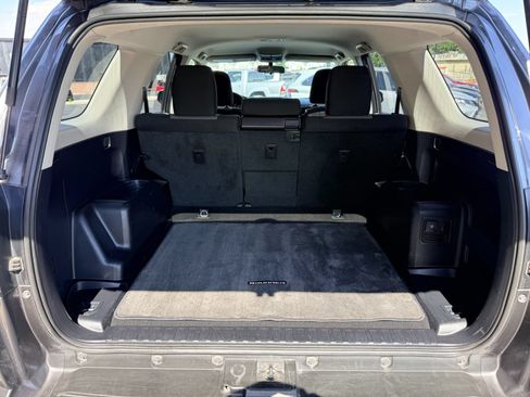 Used 2016 Toyota 4Runner SR5 AWD/4WD image 25