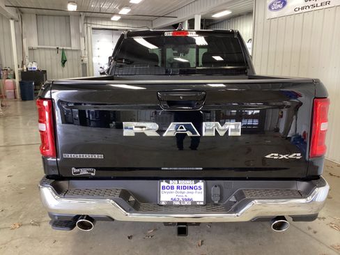 New 2026 RAM 1500 Big Horn AWD/4WD image 4