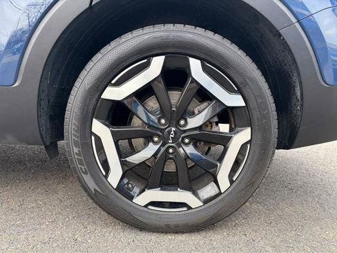 Used 2023 Kia Telluride S w/ S Sunroof Package AWD/4WD image 4