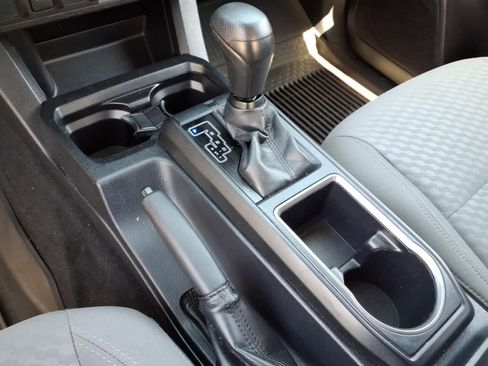 Used 2020 Toyota Tacoma SR RWD image 23