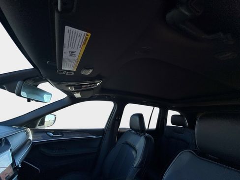 New 2026 Jeep Grand Cherokee Limited image 34