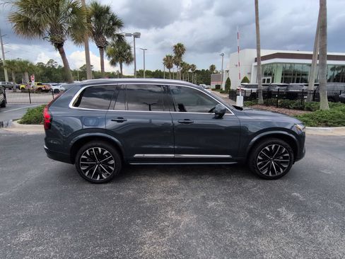 Used 2025 Volvo XC90 T8 Ultra w/ Protection Package Premier AWD/4WD image 3