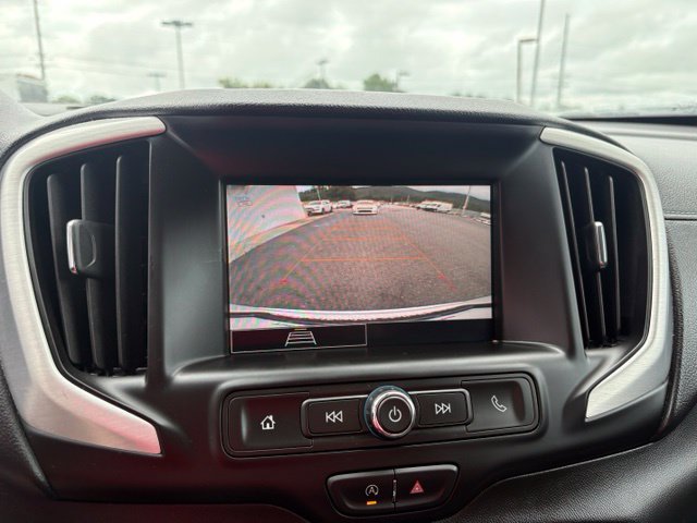 Used 2024 GMC Terrain SLE AWD/4WD image 5
