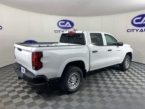Used 2023 Chevrolet Colorado W/T RWD image 3