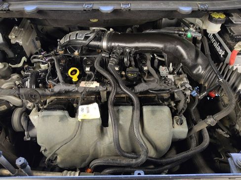 Used 2017 Ford Edge Titanium w/ Technology Package FWD image 30