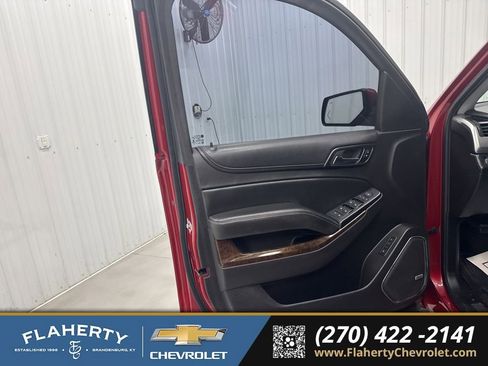 Used 2015 Chevrolet Tahoe LT w/ Luxury Package image 9
