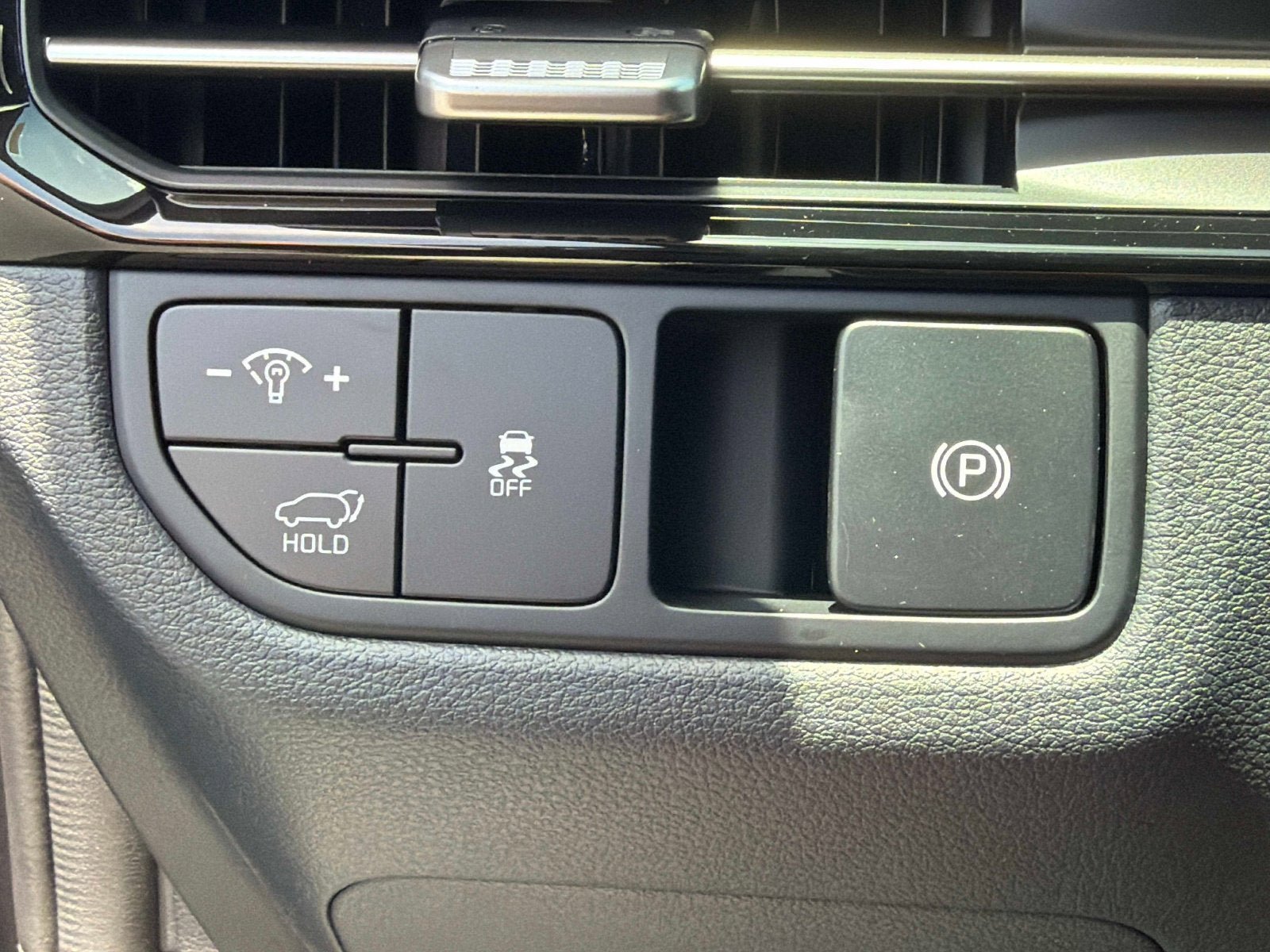 New 2026 Kia Sportage SX FWD image 30