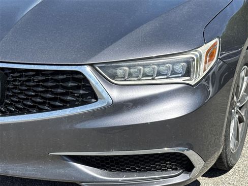 Used 2020 Acura TLX FWD image 9