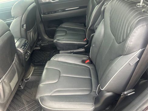 Used 2024 Hyundai Palisade Limited AWD/4WD image 21