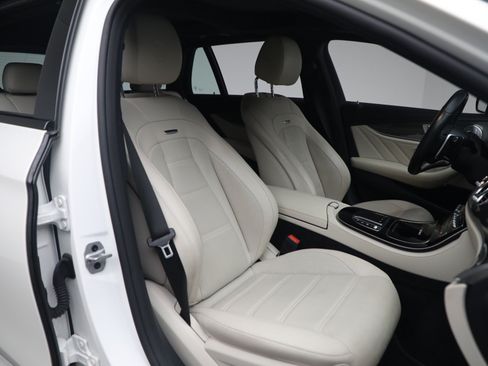 Used 2021 Mercedes-Benz E 63 AMG S image 20
