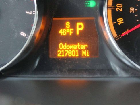 Used 2009 Saturn Vue XE FWD image 7