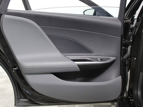 Used 2024 Lucid Air Pure image 27