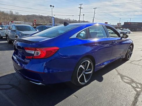 Used 2022 Honda Accord Sport image 8