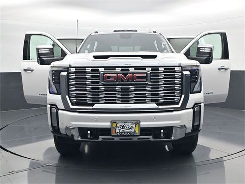 Used 2024 GMC Sierra 2500 Denali w/ Denali Reserve Package image 31