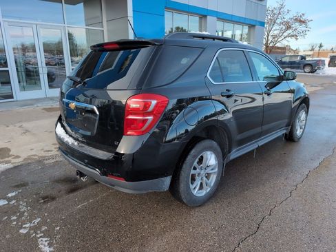 Used 2017 Chevrolet Equinox LT w/ Convenience Package image 8