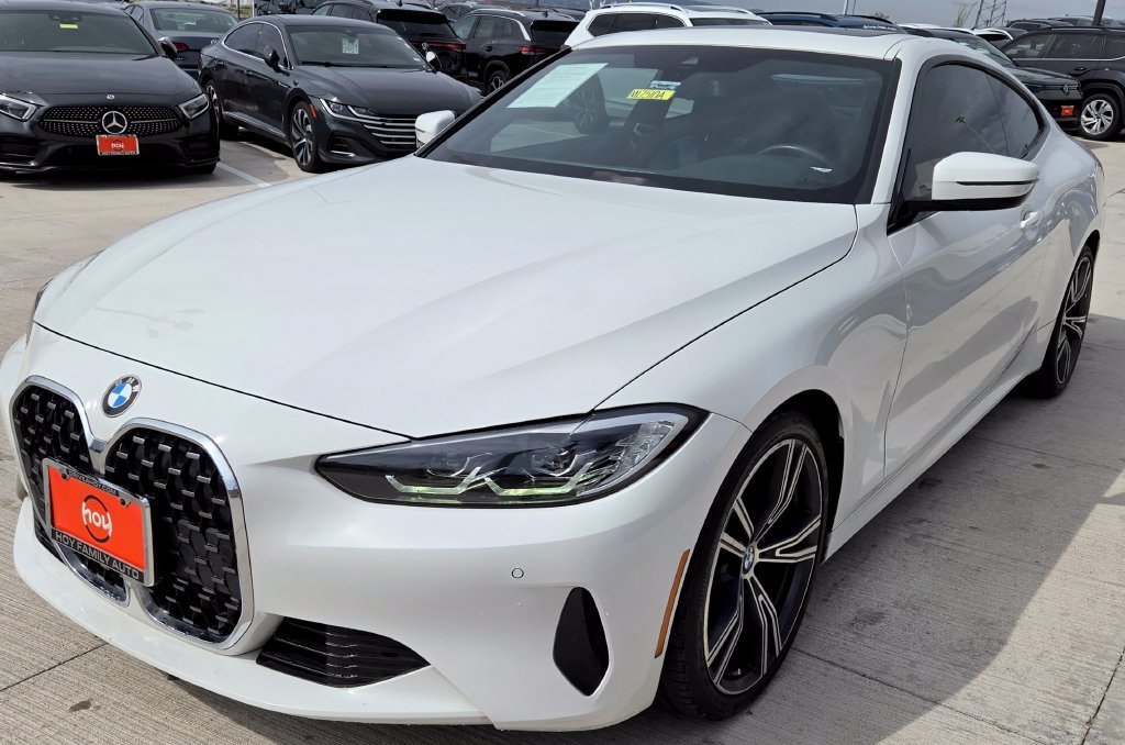 Used 2023 BMW 430i Coupe w/ Convenience Package RWD image 2
