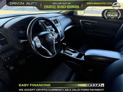 Used 2016 Nissan Altima 2.5 SR w/ LED Appearance Package image 9